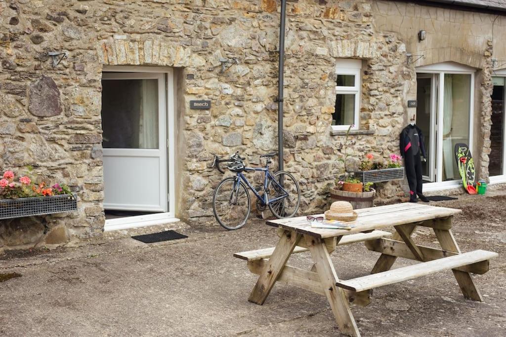 Barn Cottage - Family-Friendly Cottage With Heated Indoor Pool Haverfordwest Exterior photo