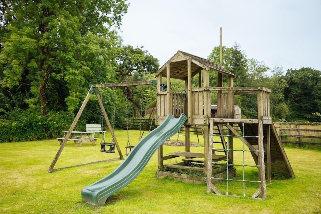 Barn Cottage - Family-Friendly Cottage With Heated Indoor Pool Haverfordwest Exterior photo